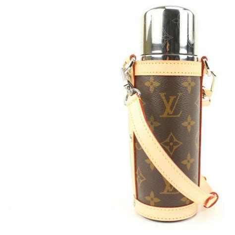 Louis Vuitton Thermos .